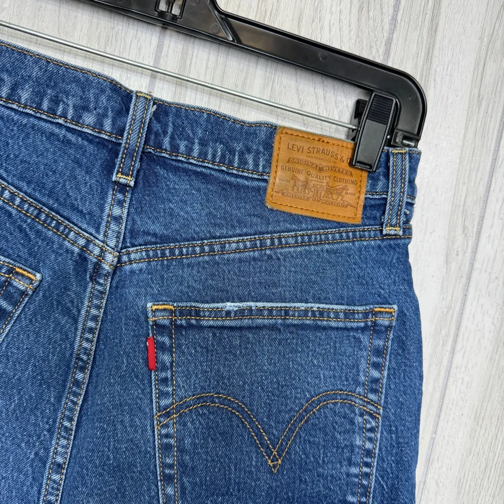 Levi’s Ribcage Shorts Charleston Chill Distressed Raw Hem Frayed size 30 - Image 8