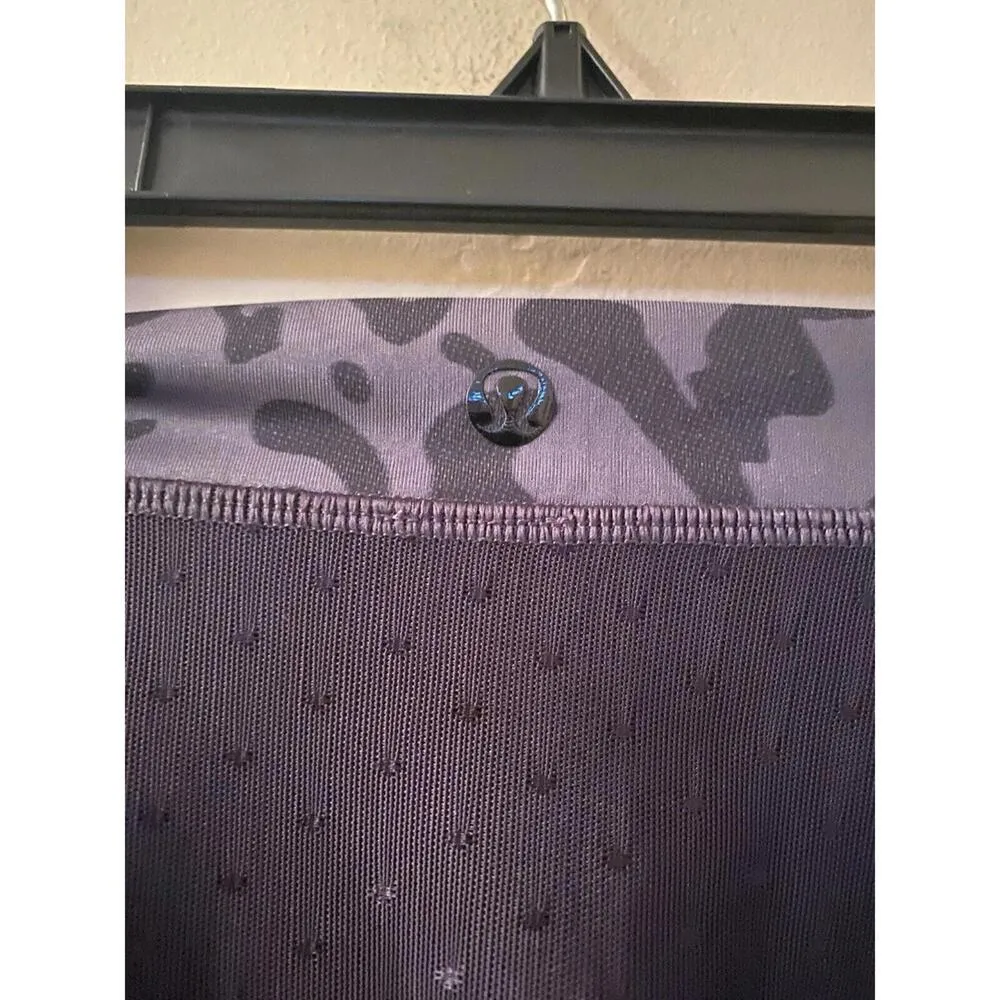 LULULEMON JUST BREATHE PANT/TIGHT IN ANIMAL SWIRL BLACK SZ 2 EXCELLENT CLEAN! - Image 5