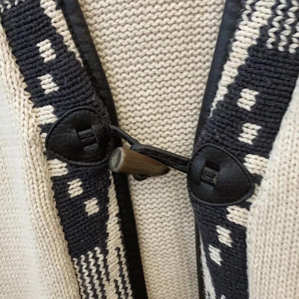 FINAL MARKDOWN Unique fylo sweater xxl - Image 3