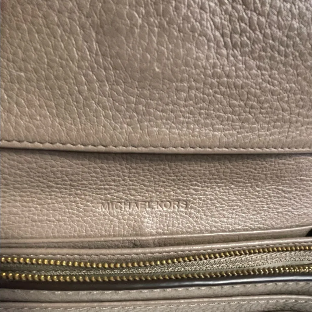Michael Kors‎ Tan Leather Wallet - Image 6