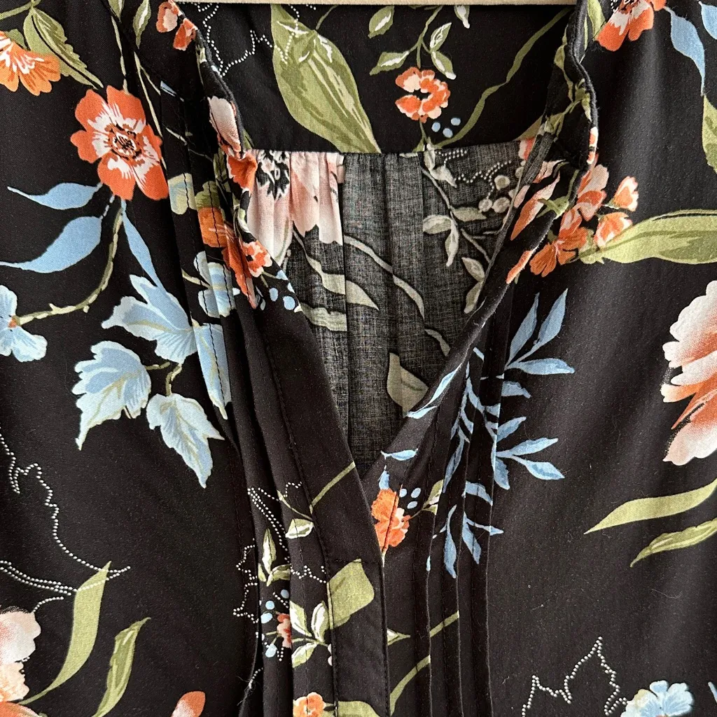 DR2 Black/Blue/Orange Floral Print Tank Top with Crochet Lace Hem, Size Small Black - Image 4