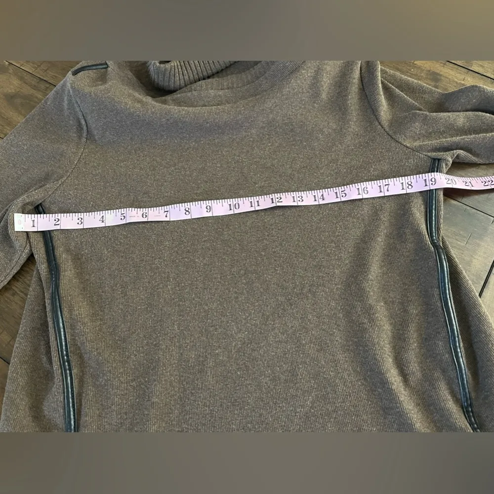 Rafaella L - Image 5