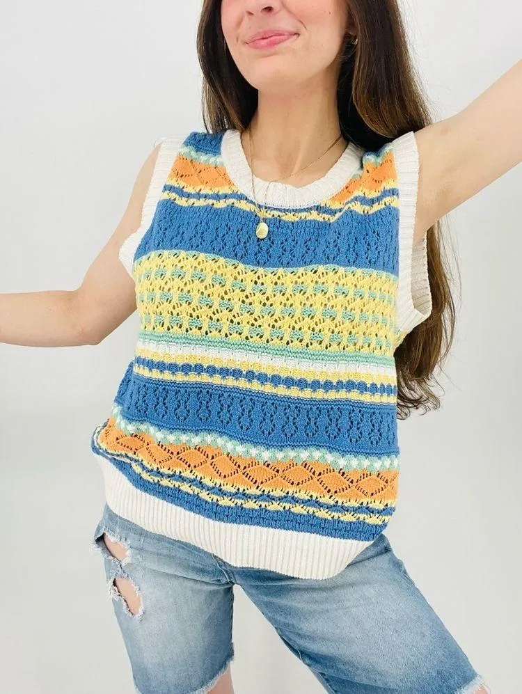 Vigoss boho crocheted oversized sweater vest in blue and yellow size m/l? - Image 9