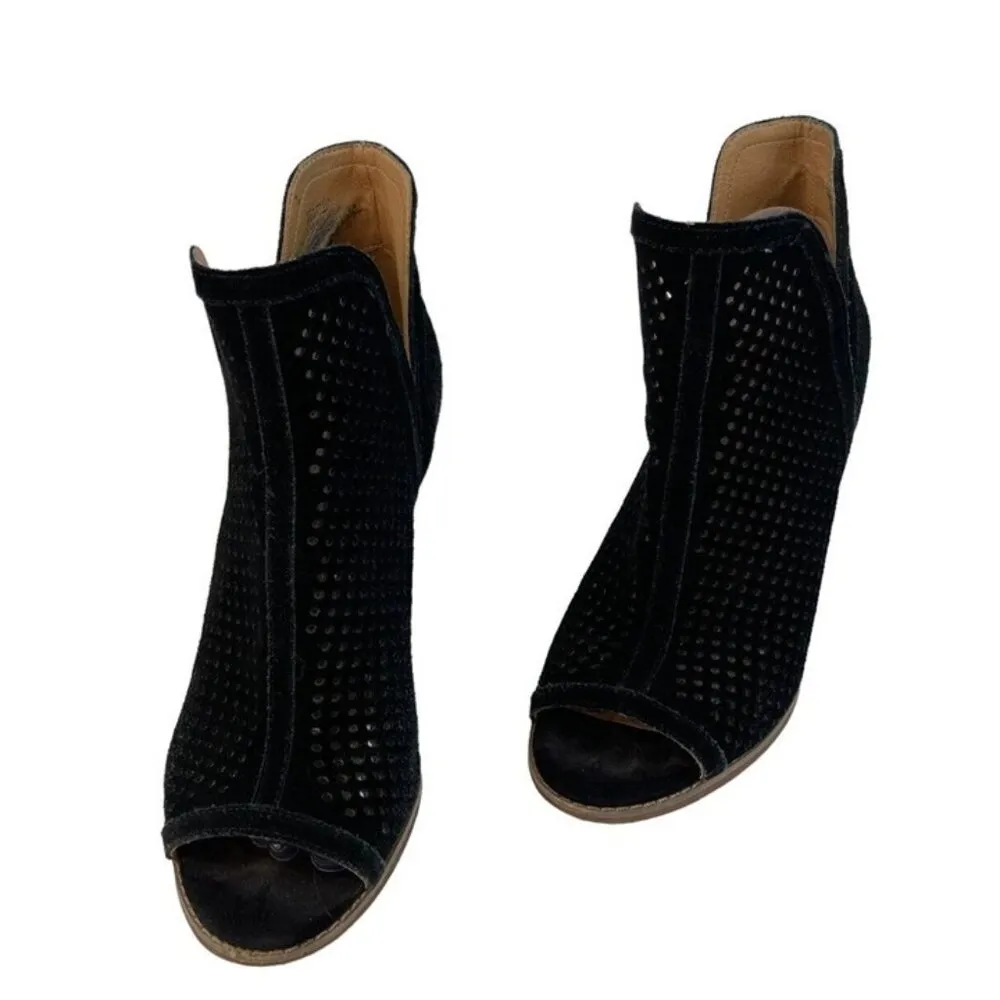 *Lucky Brand Larise Black Suede Leather Ankle Booties Womens US 10 Laser Cut - Image 3