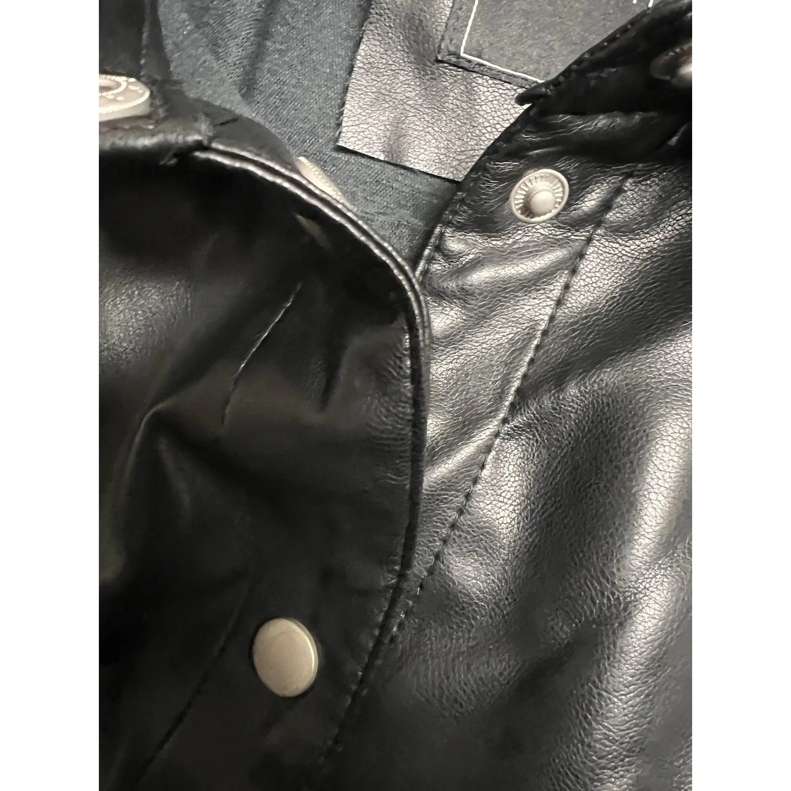 035-010 Bagatelle Collection Womens XL Black Faux Leather‎ Shacket Shirt Jacket - Image 6