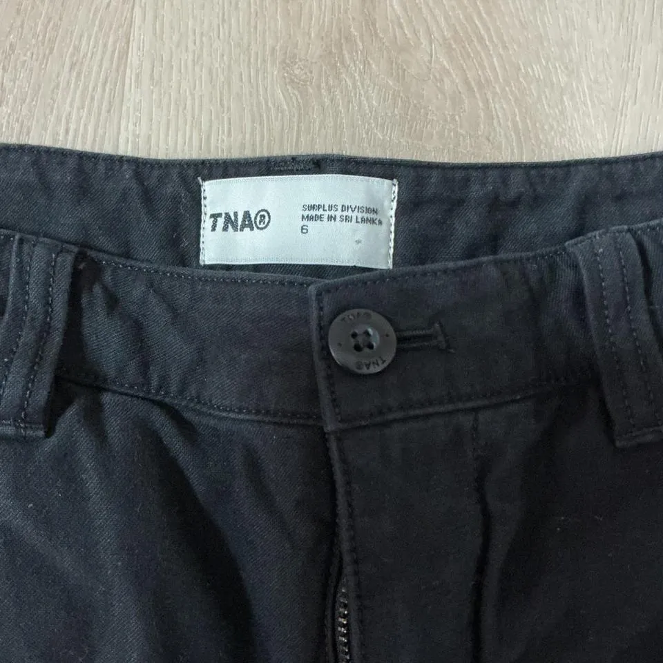 TNA Black Cargo Pants Surplus Division Womens Size 6 Utility Cargo Pockets - Image 3