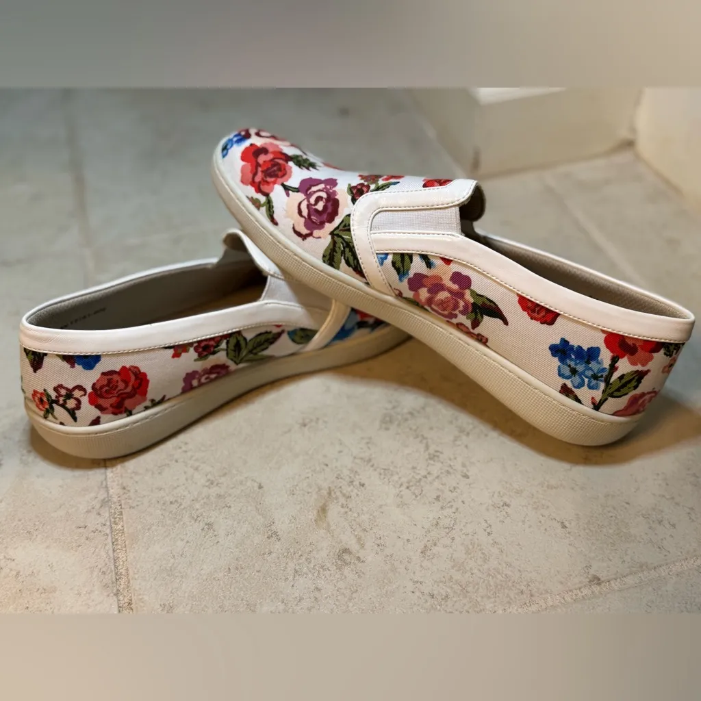 Trotters Floral Alright‎ Sneaker, 8N Size 8 - Image 6