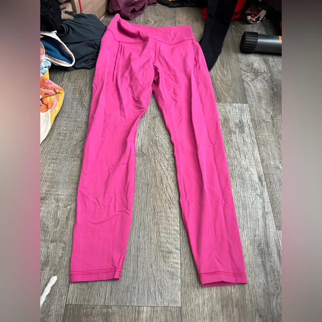 Athleta  transcend stash tight size M - Image 2