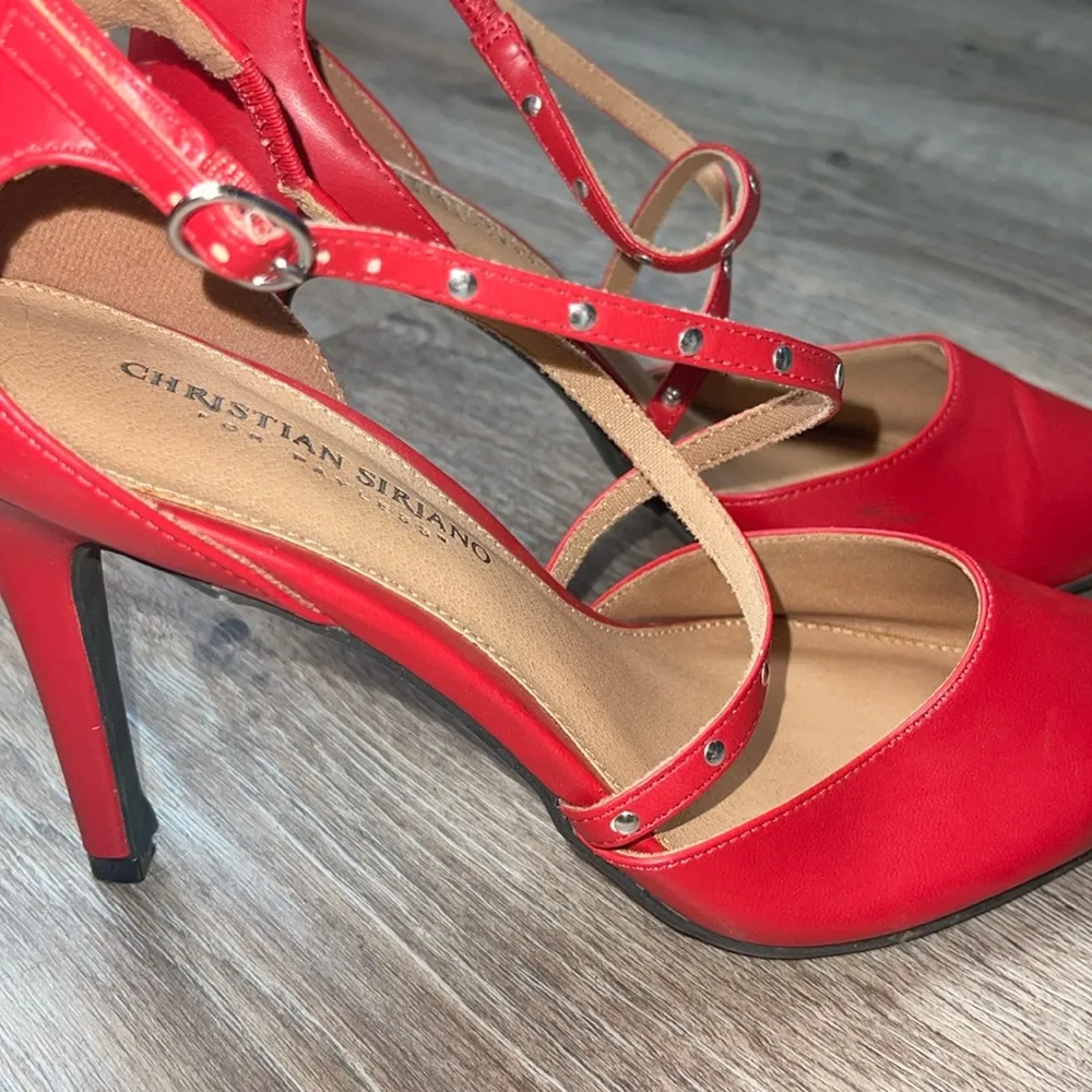 Christian Siriano Red Strappy Heels Size 9 - Image 7