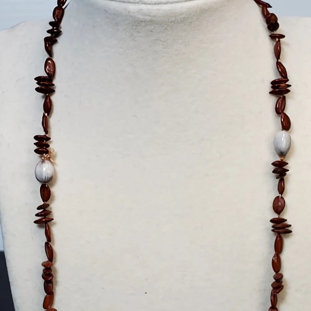 Hilo Hatties Necklace Brown Seed Pod Shell Bead Strand 13" Vtg Hawaiian - Image 3