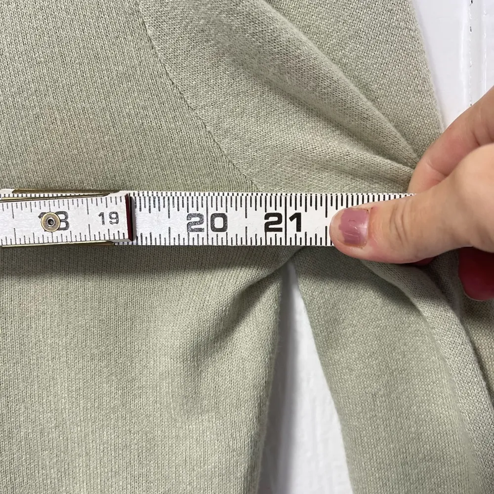 Lovers and Friends Mica Long sleeve lettuce hem top size medium - Image 7