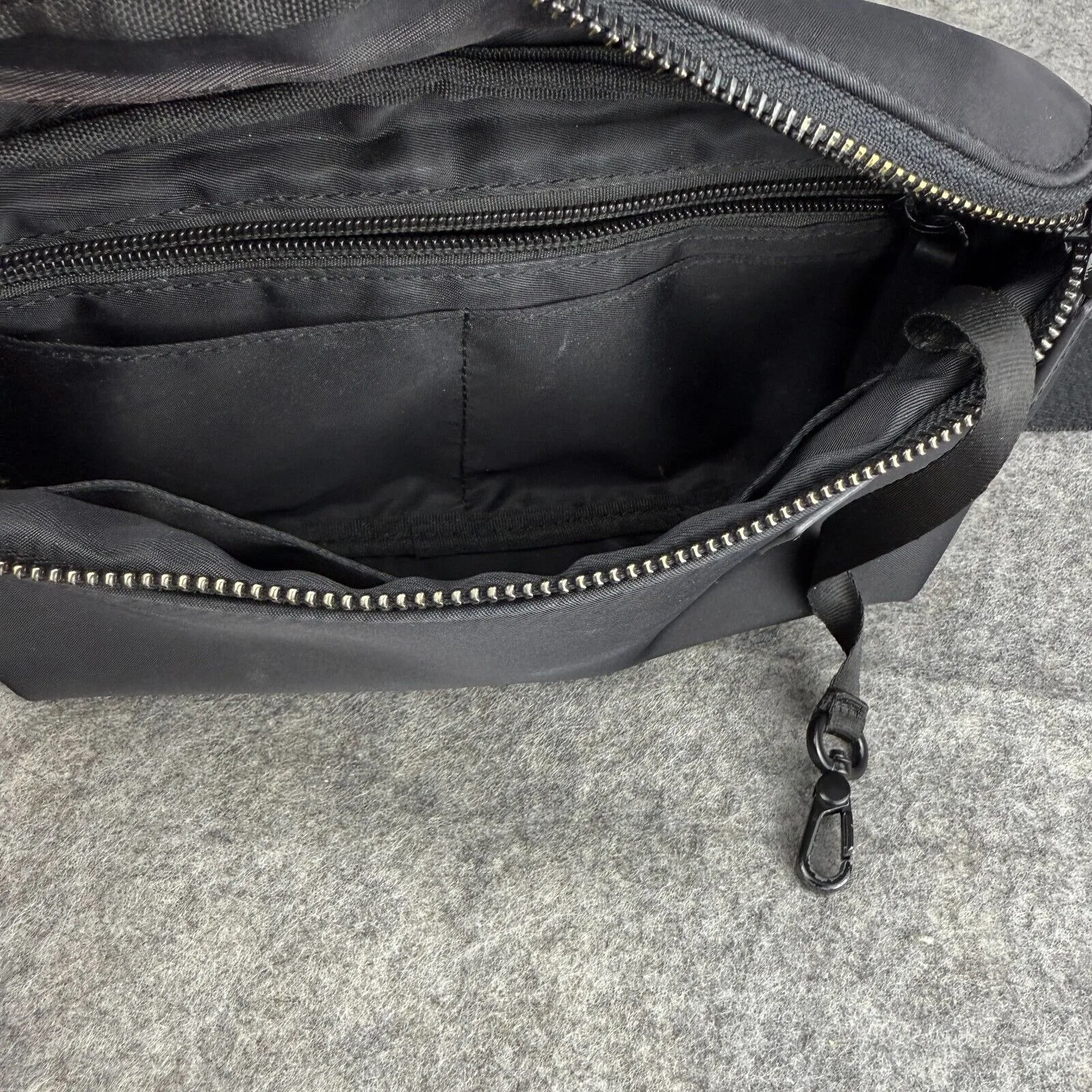 Monos Metro Sling Bag Fanny Pack Crossbody Black‎ Retro - Image 3