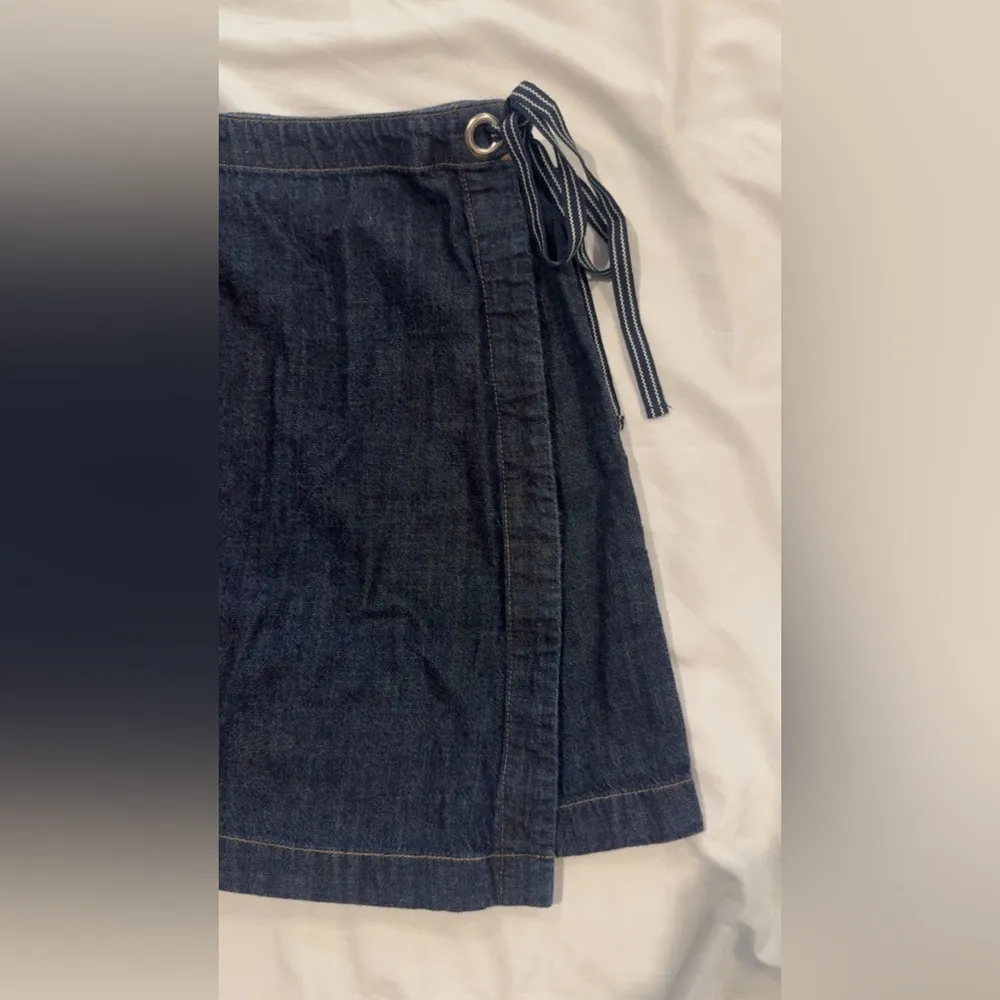 Ann Taylor Blue Skorts with Wrap Design - Image 2