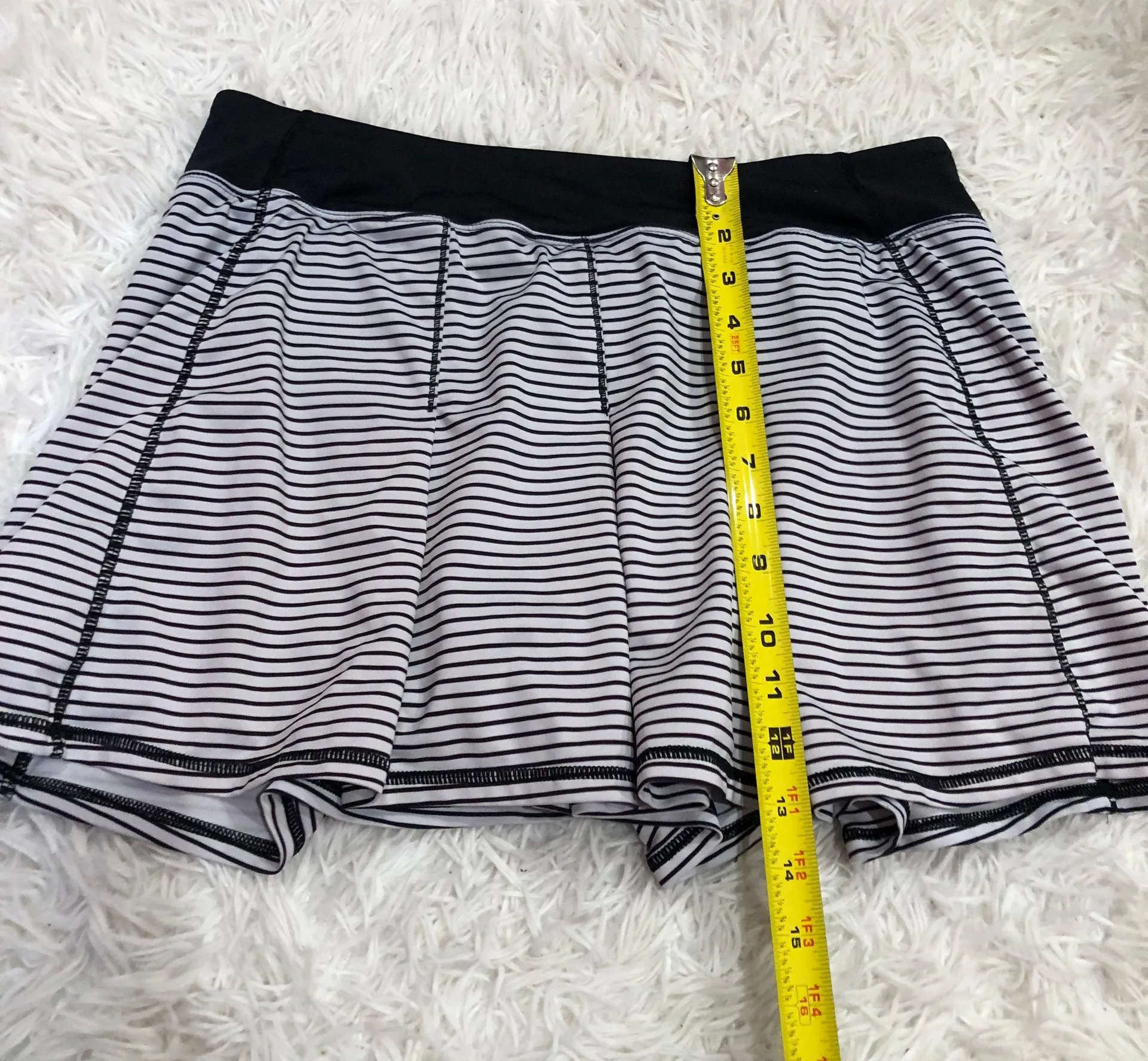 Striped Pleated Athletic Skort Skirt Black White Large - Image 8