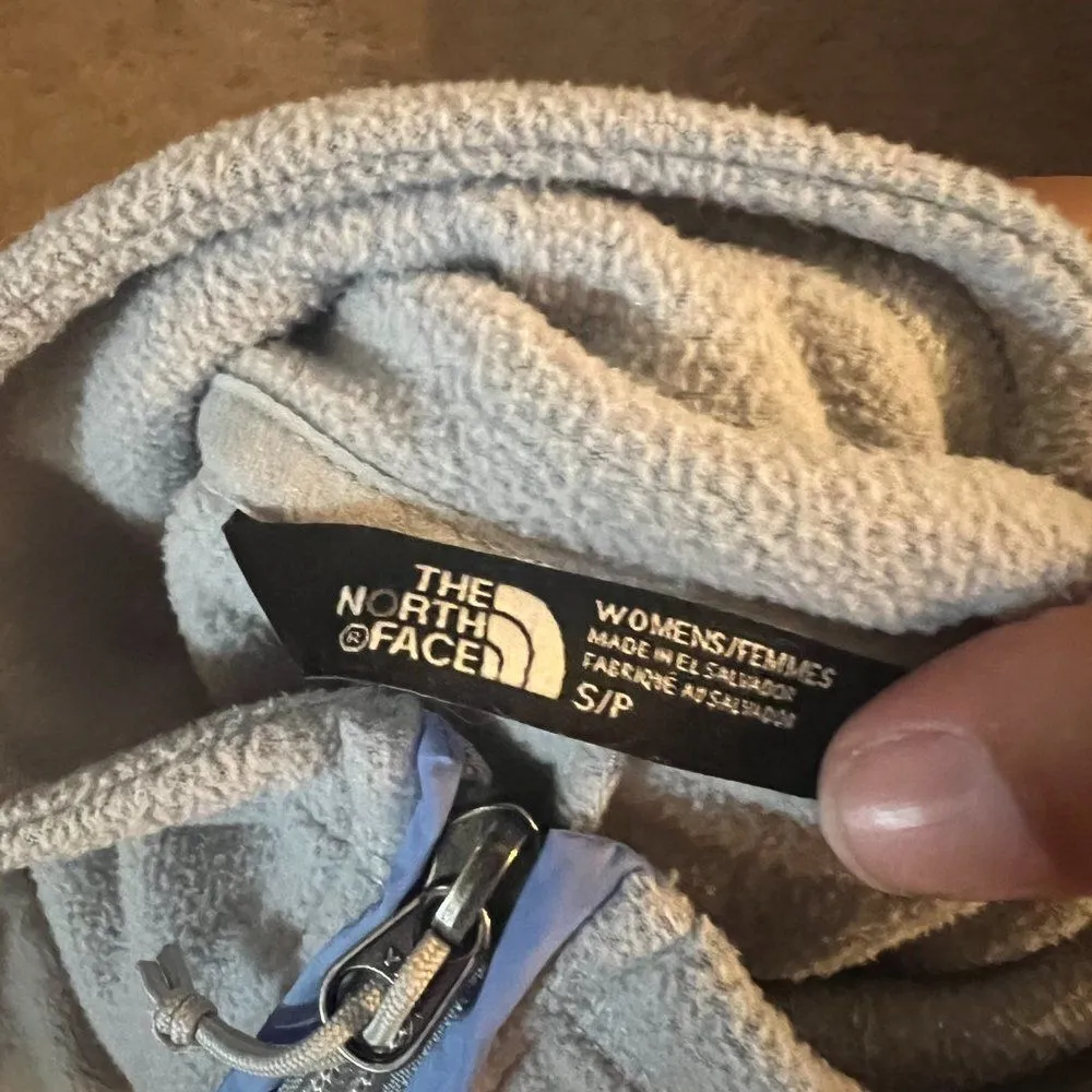 North face small grey blouse - Image 6