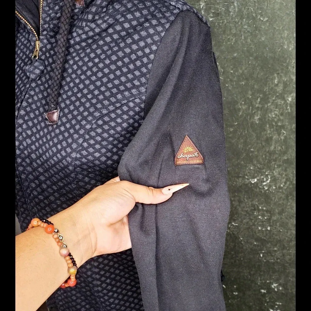 Chapati Black Full Zip Hoodie Size L - Image 2