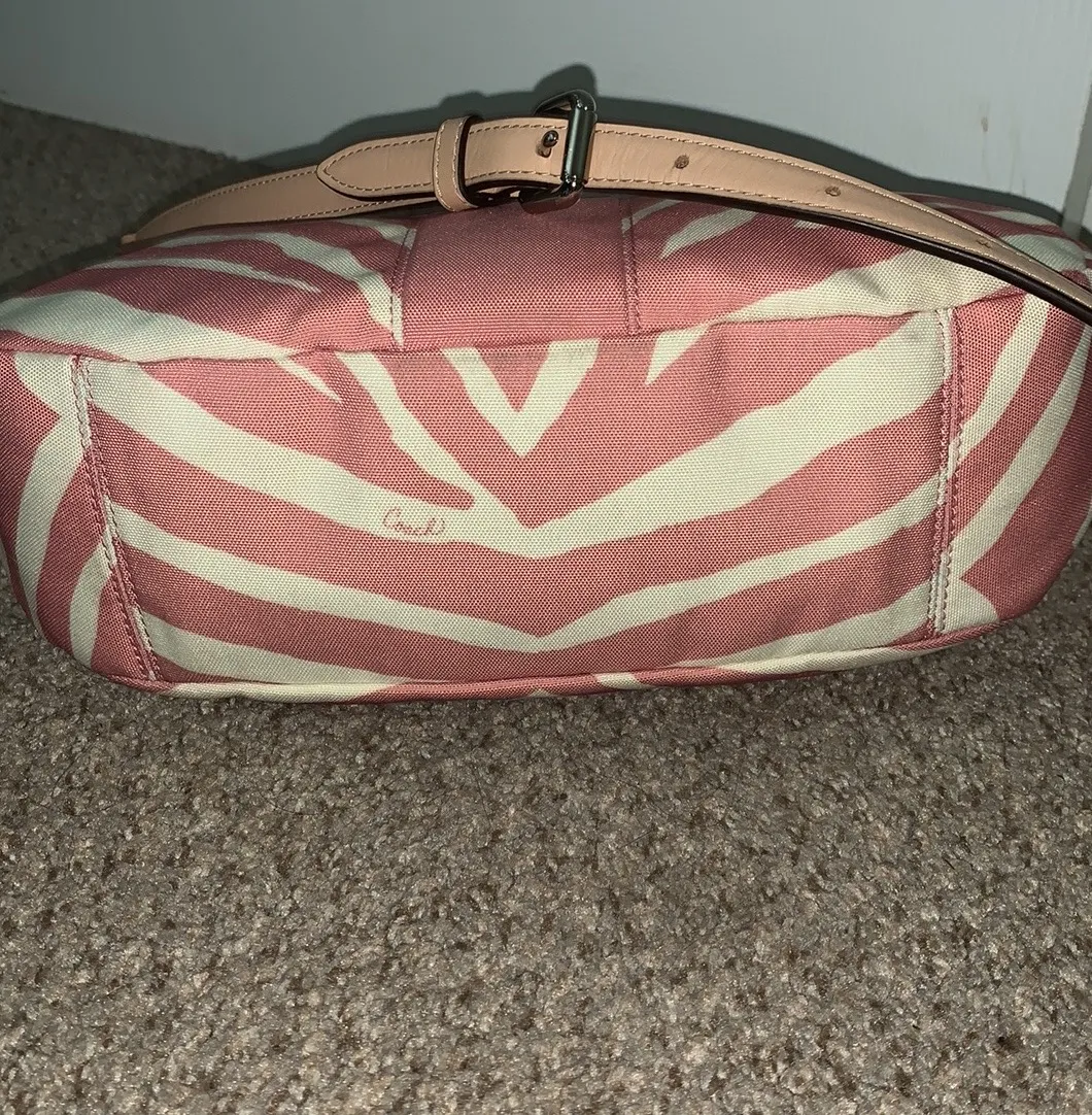 Coach Zebra Print Purse - Image 4