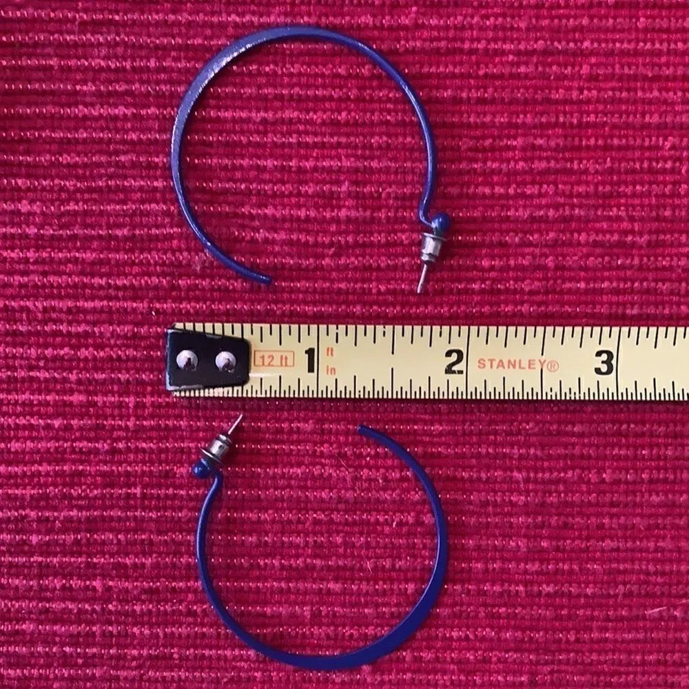 10 pair of vintage retro lavender and purple earrings EVC - Image 6