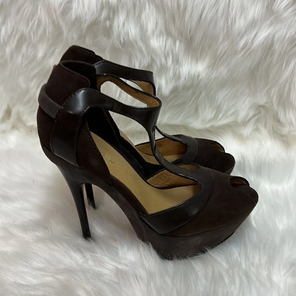 L.A.M.B. Tailynn T-Strap Stilettos Heels A9 - Image 9
