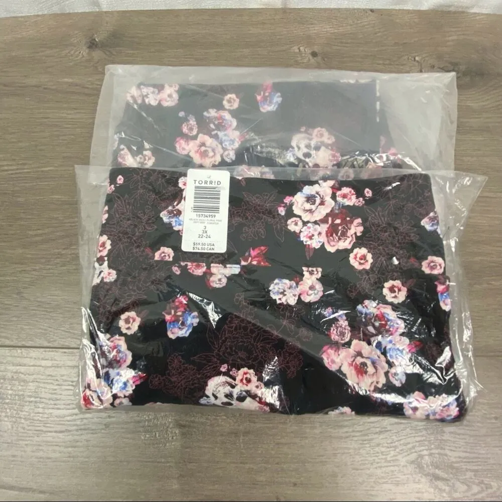 Torrid Black&Pink Floral Skull Luxe Ponte Pixie Pants Sz.3 NWT - Image 5
