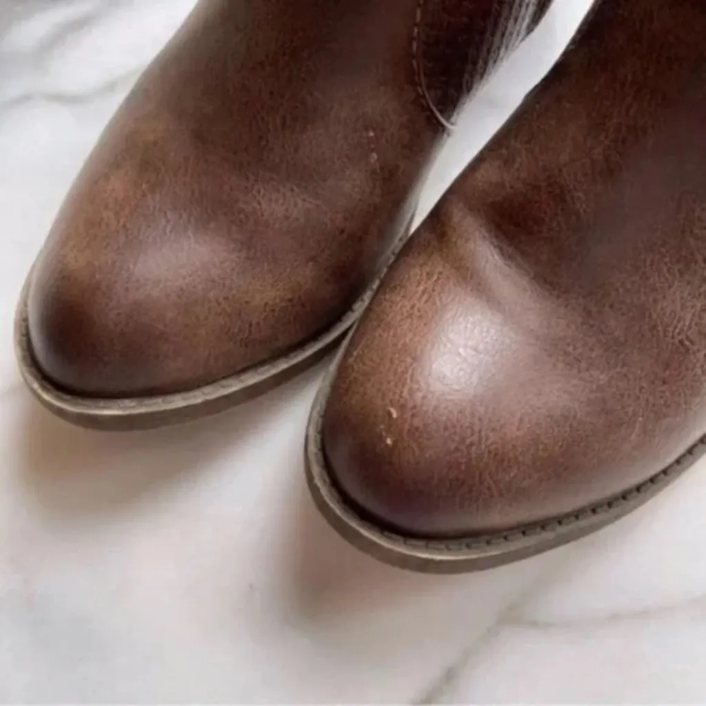 Jellypop Women's Sarin Brown Ankle Booties - Image 3