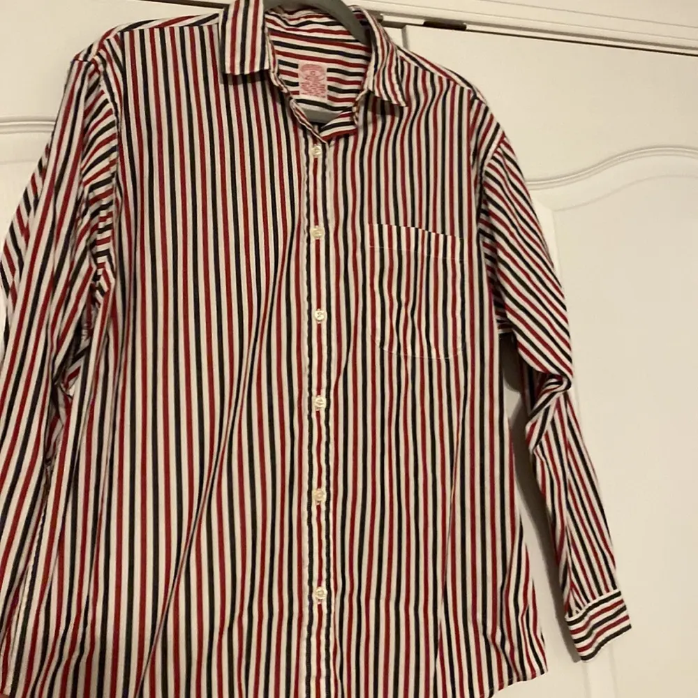 Women’s 10 Brooks Brothers Top - Image 8