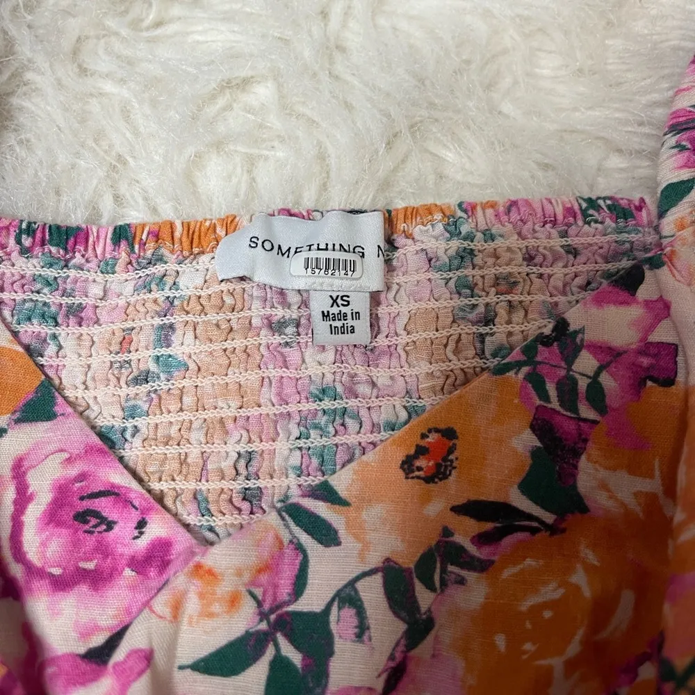 SOMETHING NAVY Floral Puff
Shoulder Top Orange Combo XS - Image 5