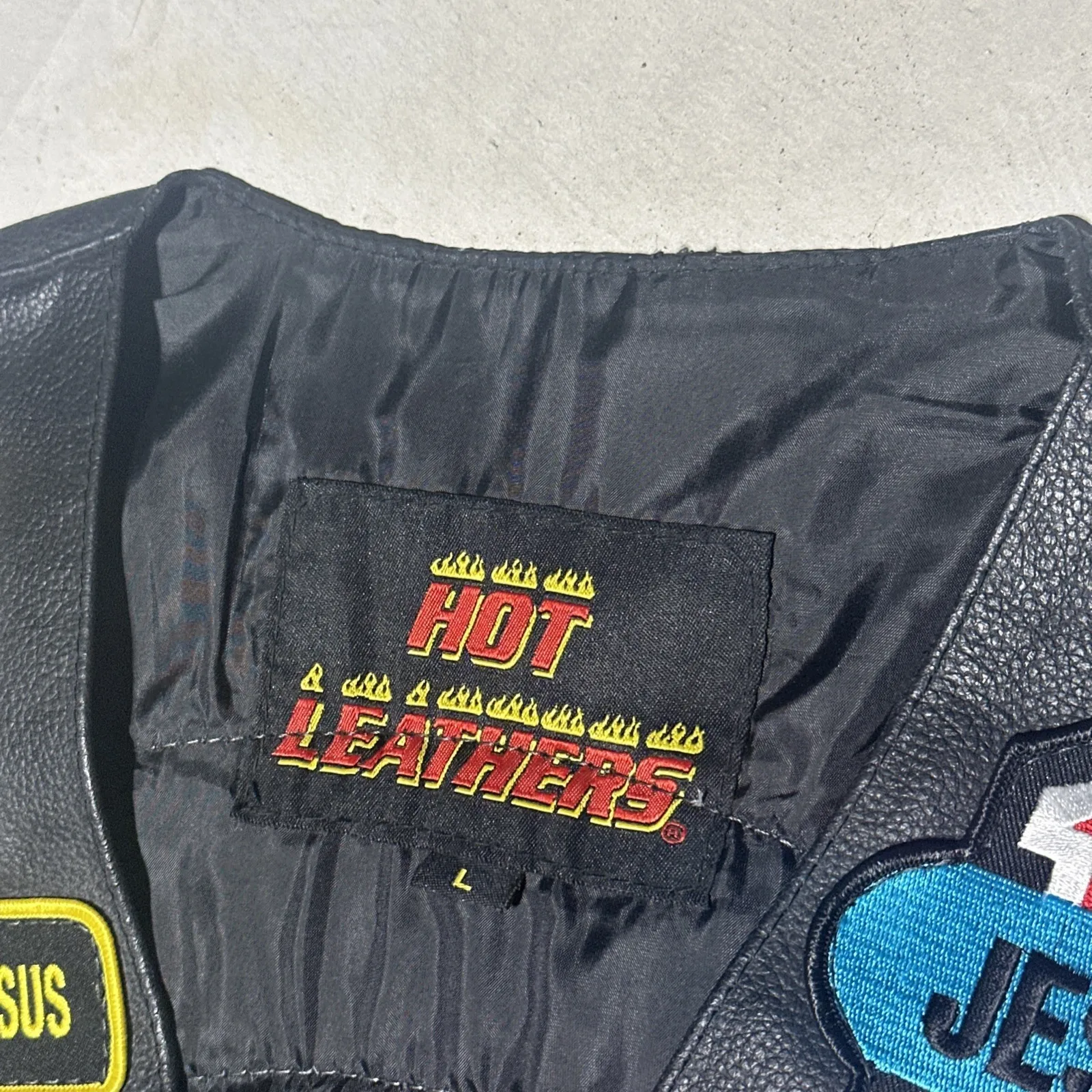 Vintage 90s Leather WWJD Riders For Christ CMC Patches Biker Vest HOG Jesus Black Size L - Image 4