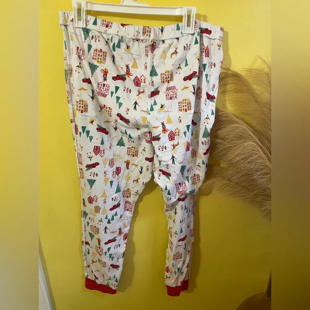 Festive Print Pajamas - Image 5