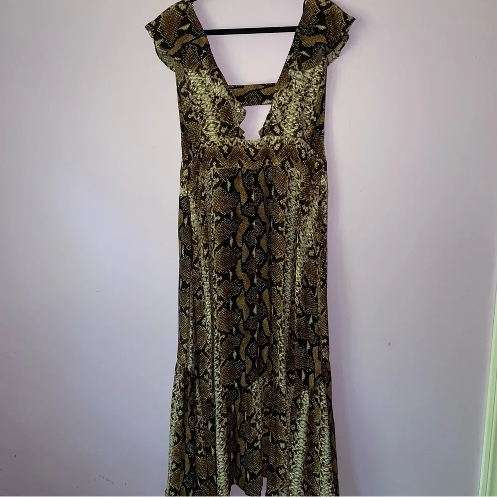 River Island Size 12 Snake Print Maxi Dress Brown Double V Ruffle Sundress - Image 8