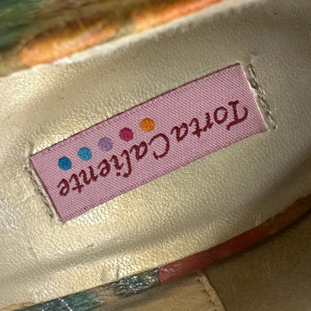 Vibrant Floral Peep - Image 2