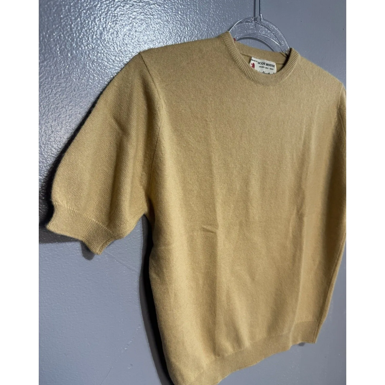 Vintage Woman Pringle of Scotland Yellow Gold Sweater Size 38 100% Cashmere - Image 3