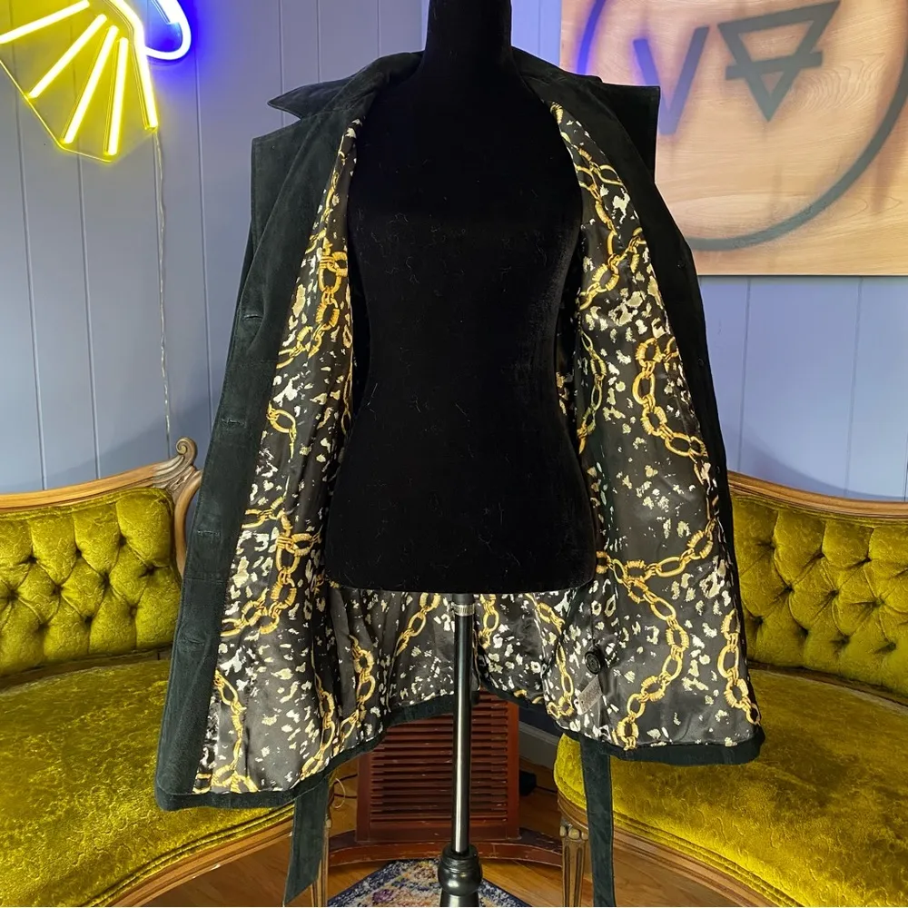 Vintage 1990s Dennis Basso Black Belted Genuine Leather (Suede) Jacket - Image 4