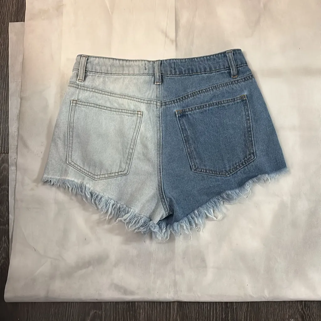 UEC Indigo Rising High Rise Color Block Cut Off Raw Hem Shorts 7/28 Retro Party Blue - Image 4