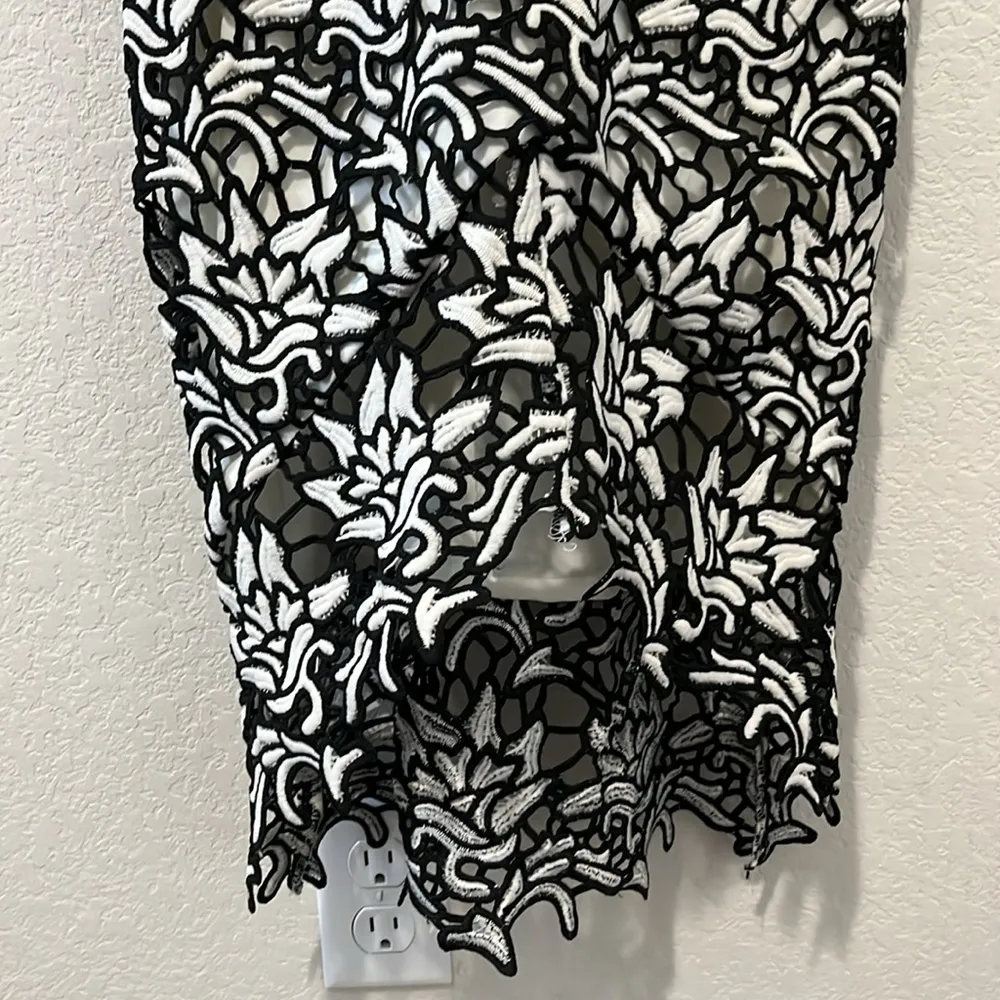 ELLIATT Ivory Coast Lace Sheath Midi Dress White & Black Floral, Size S - Image 5
