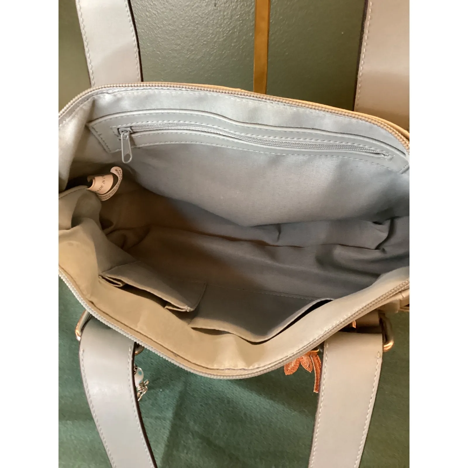 Vintage Robin Egg Blue Genuine Leather Shoulder Bag with Charm included - Image 4