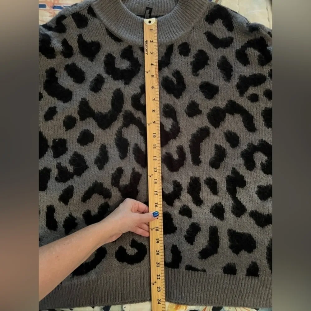 AQUA 3X Leopard Print Sweater - Image 6
