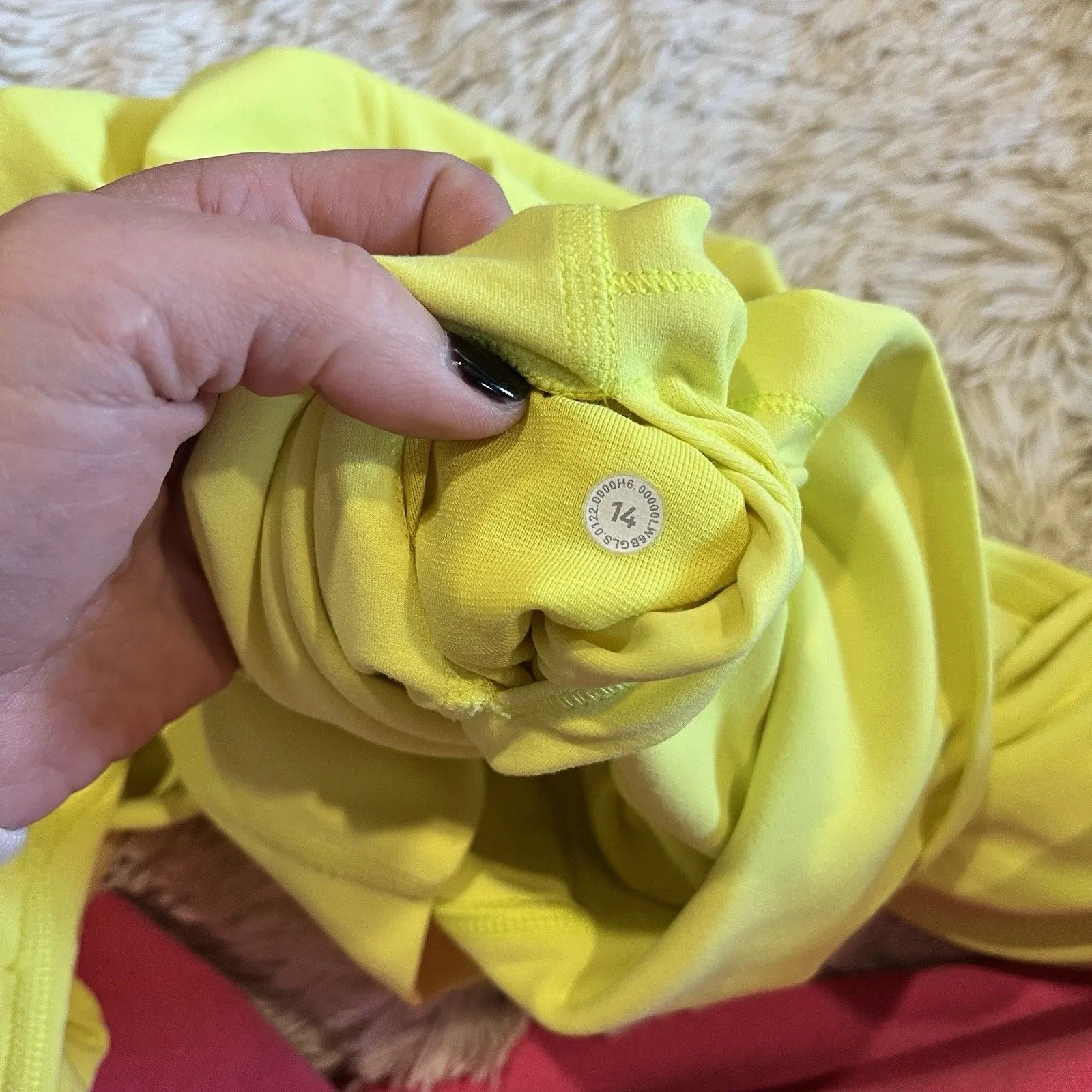 LULULEMON High Rise 22’’ inseam Bright Yellow Green Leggings Women’s Size 14 - Image 9