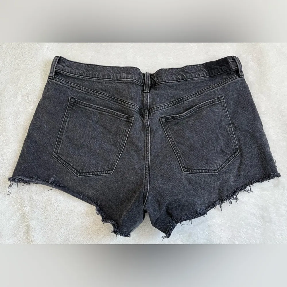 The 90s Relaxed Cutoff Shorts High Rise Black - Size 34/18 - Image 4