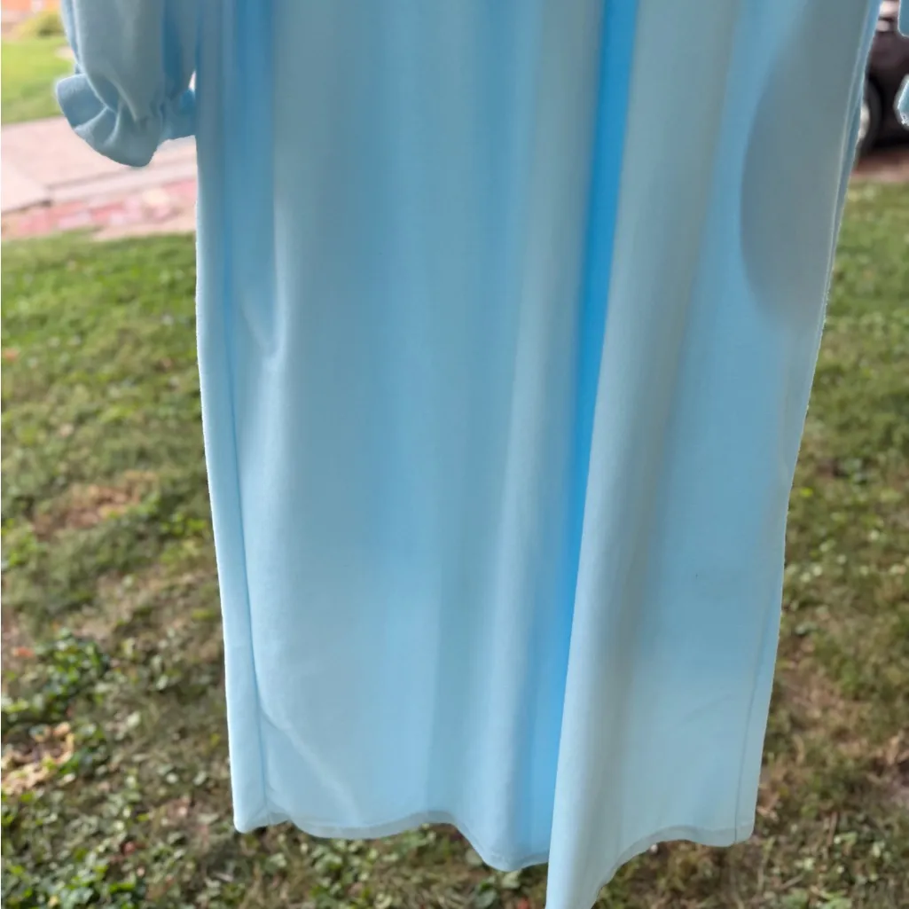 Blue Ruffled Nightgown with Butterfly Embroidery Size M - Image 10
