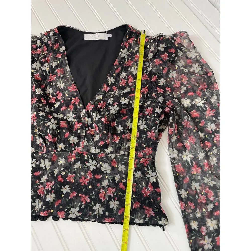 ASTR the Label Beverly Printed Puff Sleeve Top Blouse Black Red Ditsy Size M - Image 5