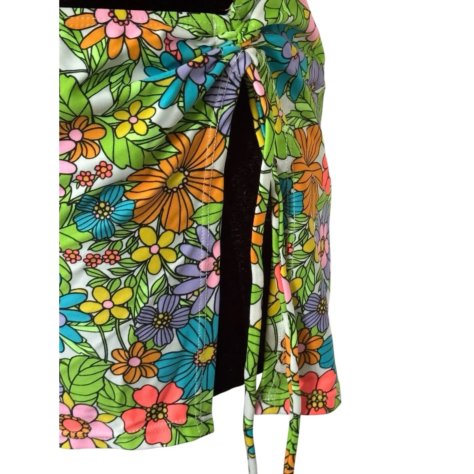 Women's Medium Side Cinch Swim Cover Up Skirt Wild Fable Floral Print Beach NWT - Image 2