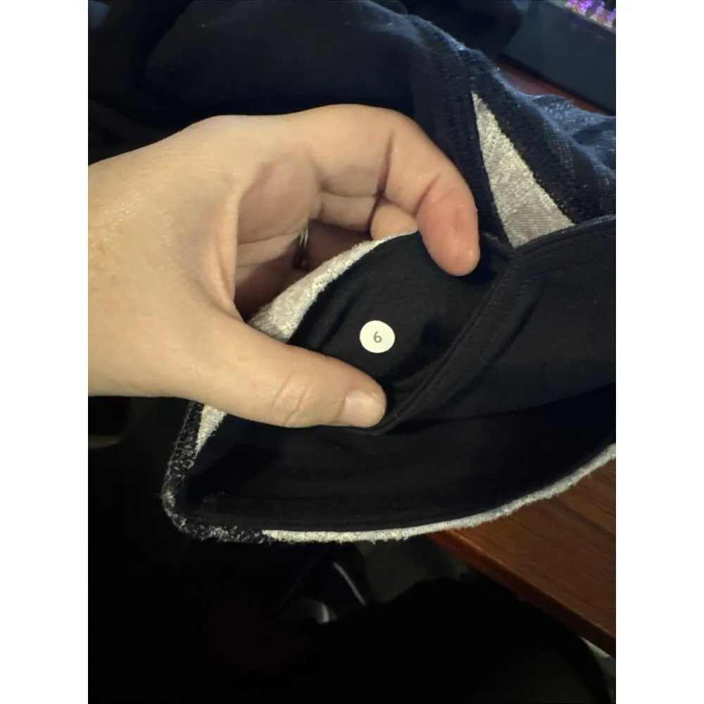 Lululemon Wunder Under Cropped Legging Women 6 Black Reversible Athletic Yoga‎ - Image 6