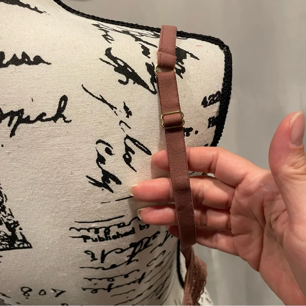 Victoria’s Secret Incredible bra lace mesh mauve 36C unlined - Image 7