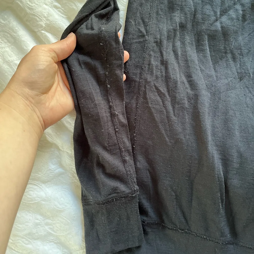 Women’s Nike Black Dri-FIT wool long sleeve Top size XS - Image 12