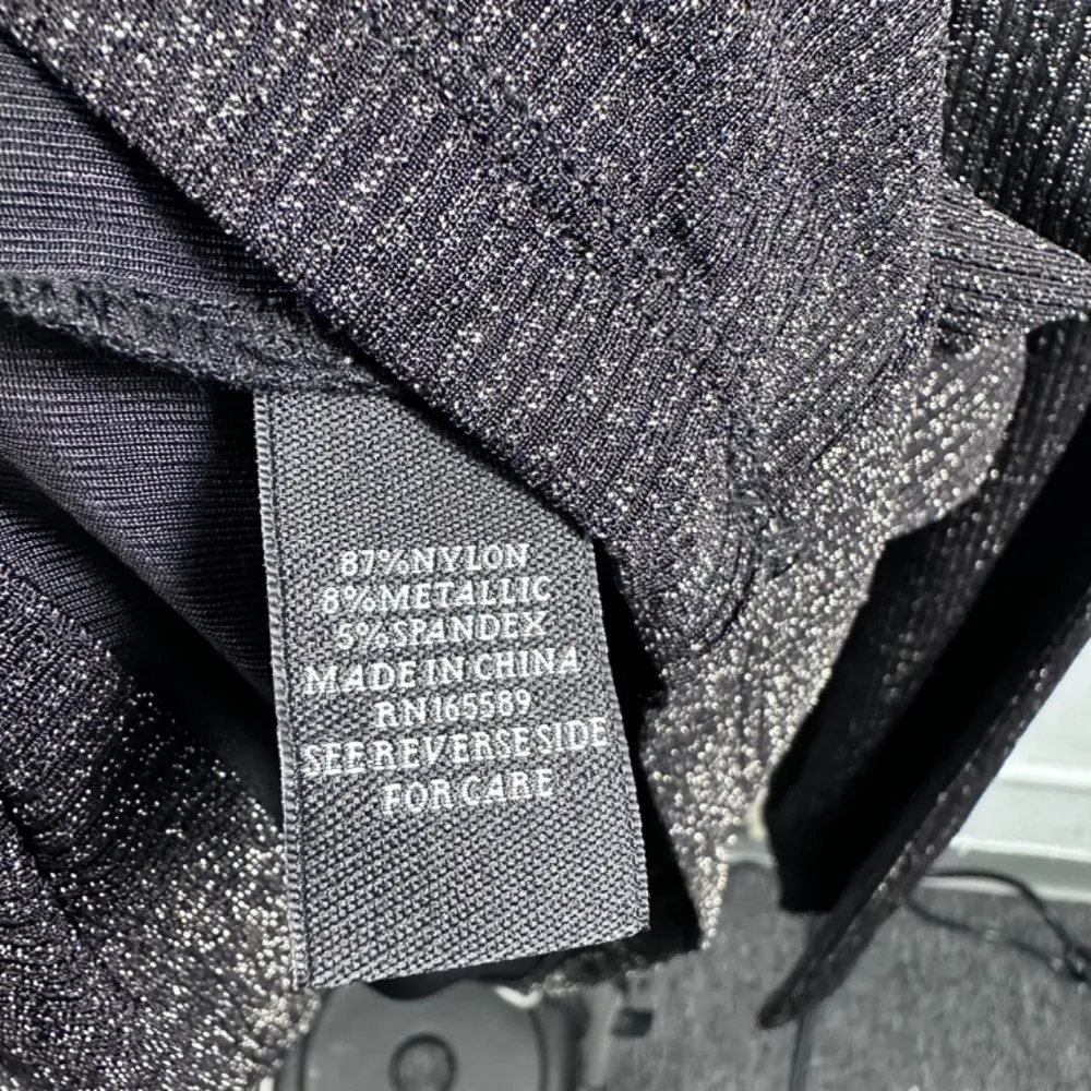 La Joie Sparkly Black Long Sleeve Turtleneck Size 3X - Image 3