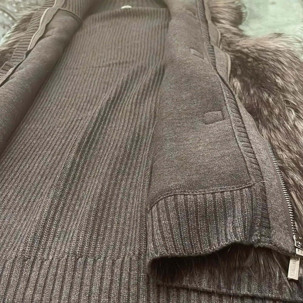 Calvin Klein Faux Fur Sweater Vest buckle closure size XL - Image 15