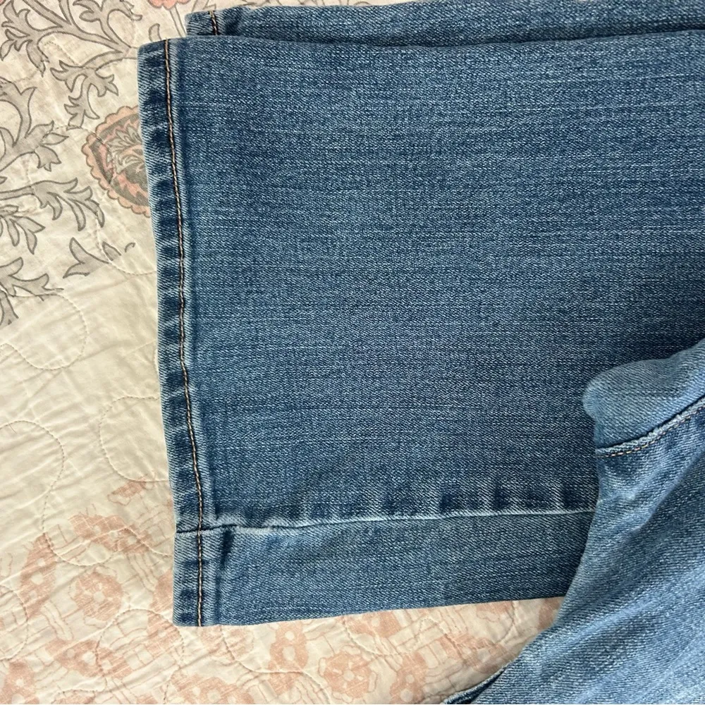 Old Navy Women’s jeans - Image 4