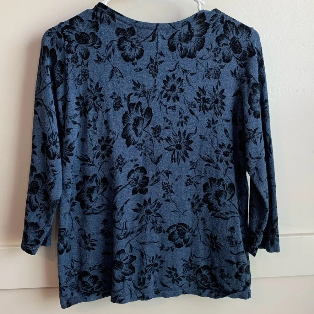 Karen Scott Blue and Black Floral Printed Quarter Sleeve Shirt - Image 2