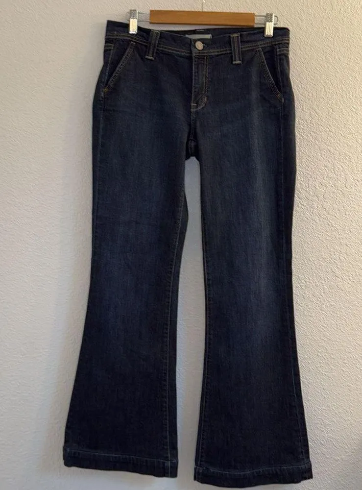 GAP 2008 bootcut dark wash jeans - Image 8